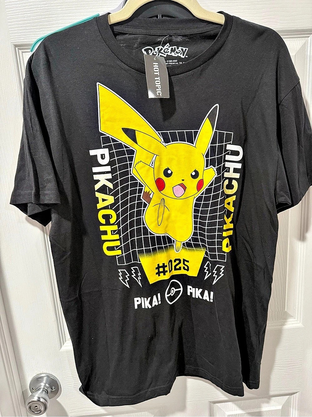 Pokemon 9 Pokemon Pikachu Grid Tee Pikachu Grid Graphic Tee Size Small NWT